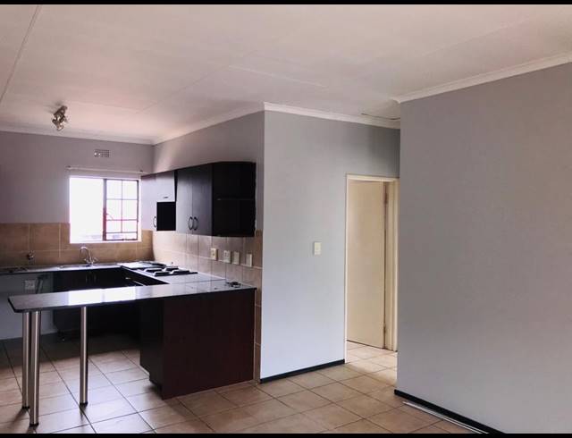 2 BEDROOM APARTMENT FOR SALE IN SONNEVELD